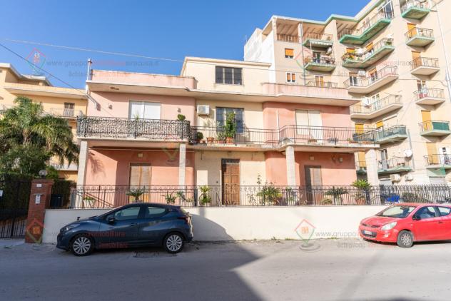 Pentalocale in vendita a Siracusa