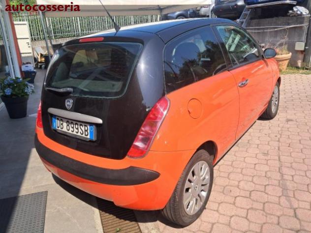 LANCIA Ypsilon 1.2 16v Momo design rif. 23930136 - Foto 3