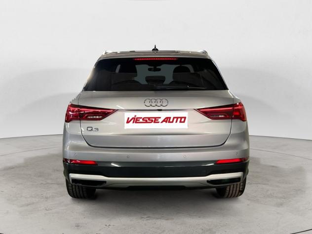 Audi Q3 Q3 35 2.0 tdi Identity Black s-tronic - Foto 5