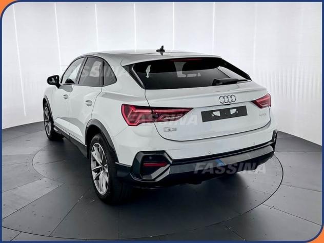 Audi Q3 Sportback SBP 35 TFSI S tronic - Foto 4