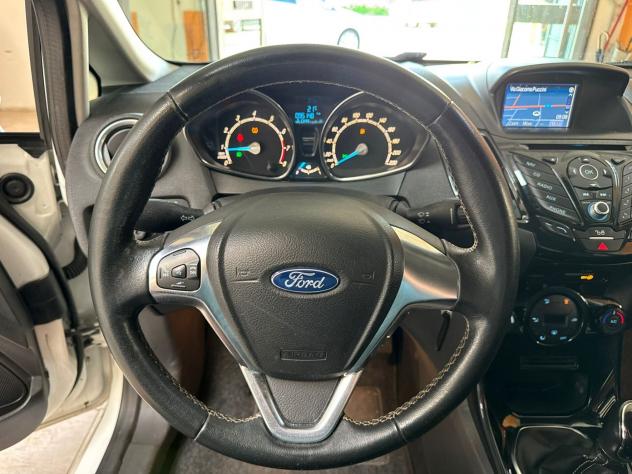 Ford Fiesta 1.0 EcoBoost 100CV 5 porte Black & White Edition - Foto 8