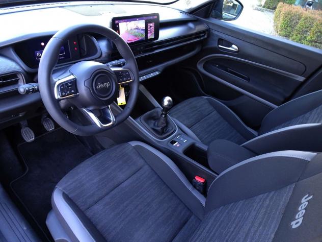 Jeep Avenger 1.2 Turbo 100 CV Longitude - Foto 7