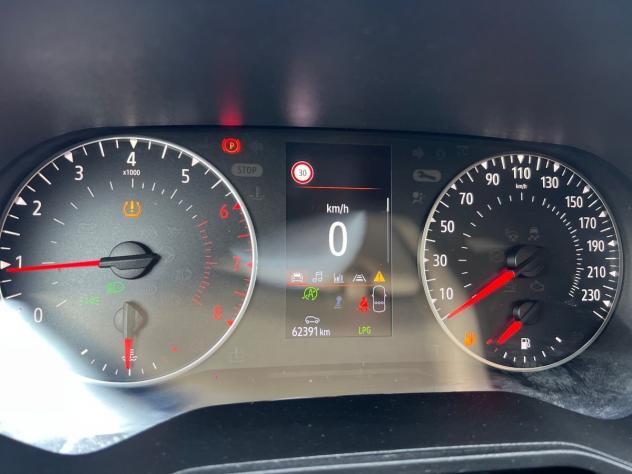 Renault Clio V 2019 1.0 tce Zen Gpl 100cv my21 - Foto 8