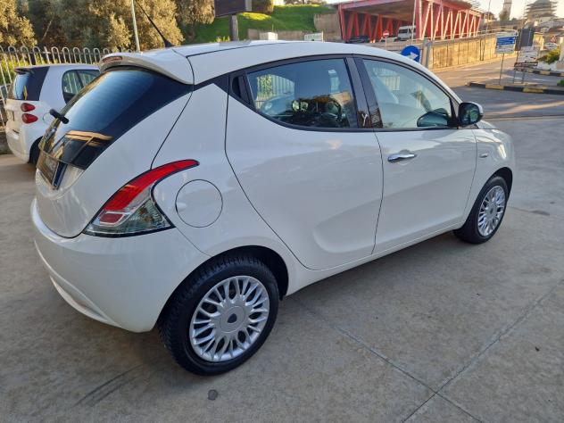 Lancia Ypsilon Ypsilon 1.2 69 CV 5 porte Gold - Foto 5