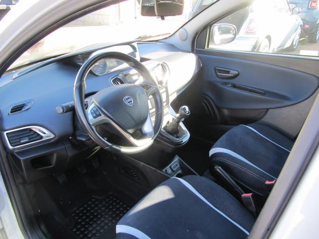 Lancia Ypsilon 1.2 69 CV 5 porte GPL Ecochic Mya - Foto 9