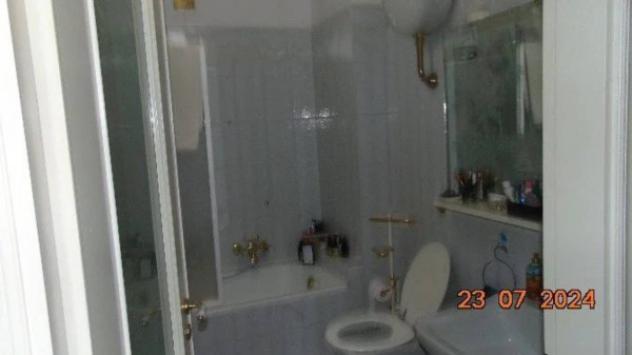 Immobile in asta di 140 m² con più di 5 locali e box auto in vendita a Genzano di Lucania - Foto 2