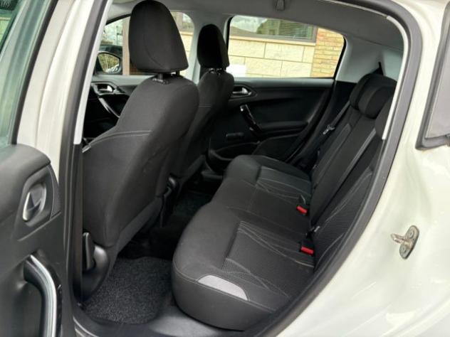 PEUGEOT 208 PureTech 82 5 porte rif. 21374973 - Foto 8