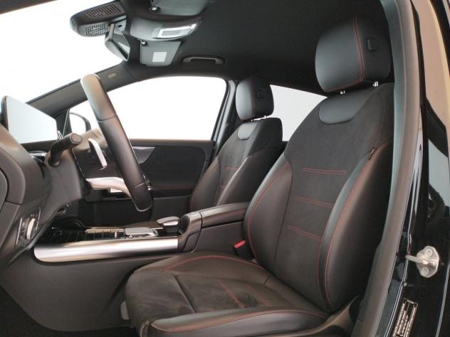 Mercedes-Benz GLA 180d Premium auto - PACCHETTO AMG - PACCHETTO NIGHT - Foto 8