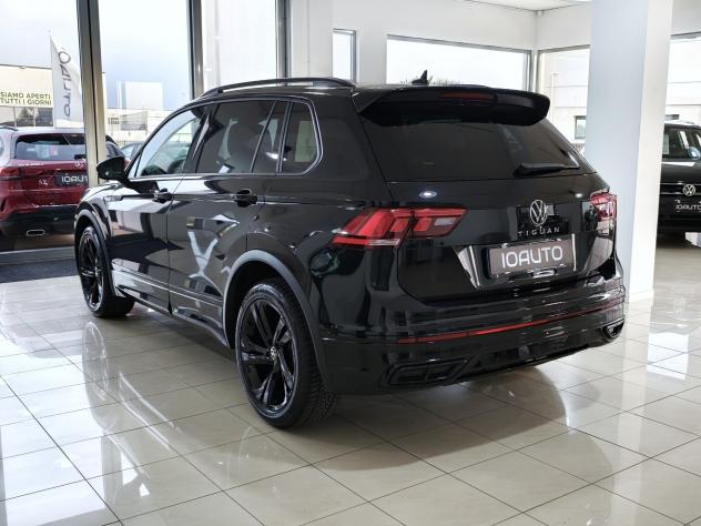 VW Tiguan 2.0 TDI 150cv DSG R-Line TETTO 2024 - Foto 4
