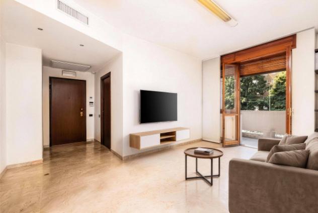 Appartamento di 75 m² con 2 locali e box auto in vendita a Milano - Foto 3