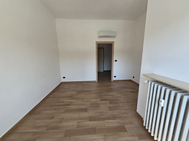 Bilocale Ristrutturato da ARREDARE Cuneo Centro Città - Foto 3