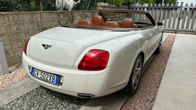 BENTLEY Continental GTC W12 560 Cv Cabriolet Iva 22% Compresa rif. 23836776 - Foto 9