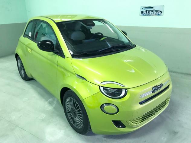 Fiat 500 Berlina Hybrid Icon