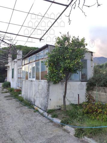 VILLA di 6 vani e di 140 mq (MESSINA) rif. 2VS16425