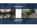 Immobile in asta di 137 m² con più di 5 locali e box auto in vendita a Pesaro