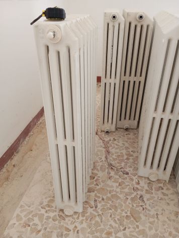 VENDO 6 TERMOSIFONI IN GHISA USATI - MARITTIMA LE - Foto 7