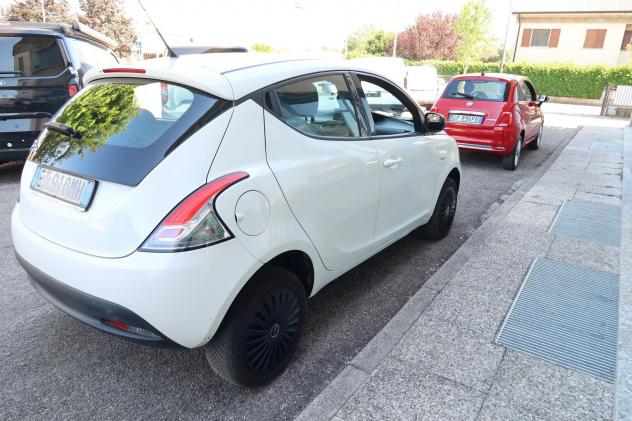 Lancia Ypsilon 0.9 TwinAir 85 CV 5p Metano Elefantino - Foto 5