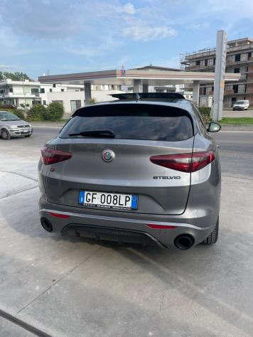 Alfa Romeo Stelvio 2.2 Turbodiesel 210 CV AT8 Q4 Veloce - Foto 3