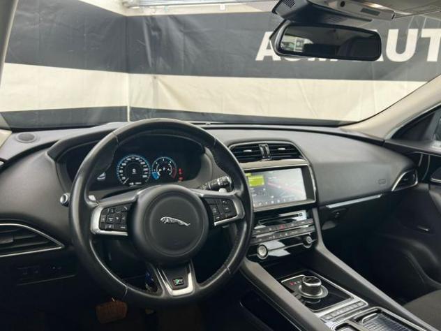JAGUAR F-Pace 2.0 D 180 CV aut. R-Sport rif. 23978075 - Foto 8