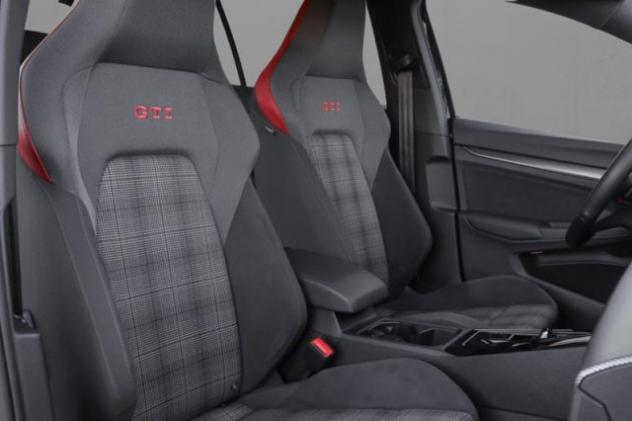 VOLKSWAGEN Golf 2.0 TSI DSG GTI rif. 24179059 - Foto 4
