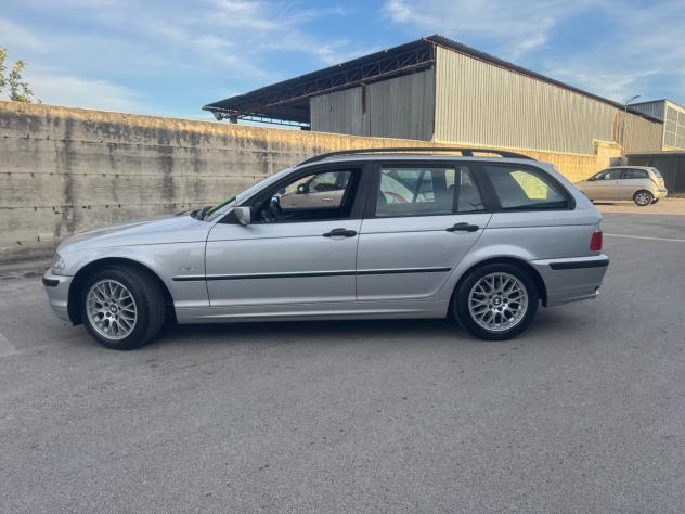 Bmw 318 318i cat Touring Automatica - Foto 9