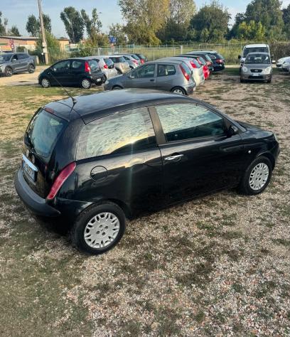 Lancia Ypsilon 1.2 Argento - Foto 9