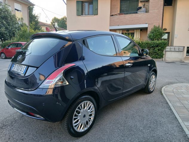 Lancia Ypsilon 1.2 Gold neopatentati finanziabile - Foto 3