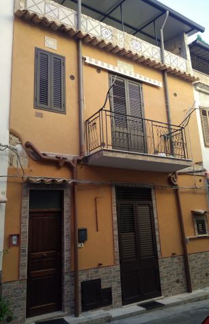 Vendo palazzina Mq120 ristrutturata