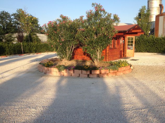 Bilocale con grande giardino - Foto 10