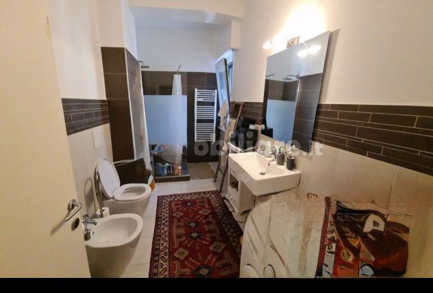 Eur Fermi quadrilocale con 2 bagni ad € 2100 - Foto 8
