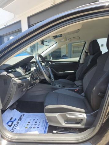 Skoda Octavia Station Wagon 2.0 tdi evo Executive 115cv dsg - Foto 6