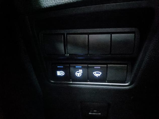 Toyota Yaris Cross 1.5 HYBRID 95CV E-CVT AUTOMATIC S&S TREND (TEAM DEUTSCHLAND) - FULL LED NAV CARPLAY INT.RISCALDABILI - Foto 5