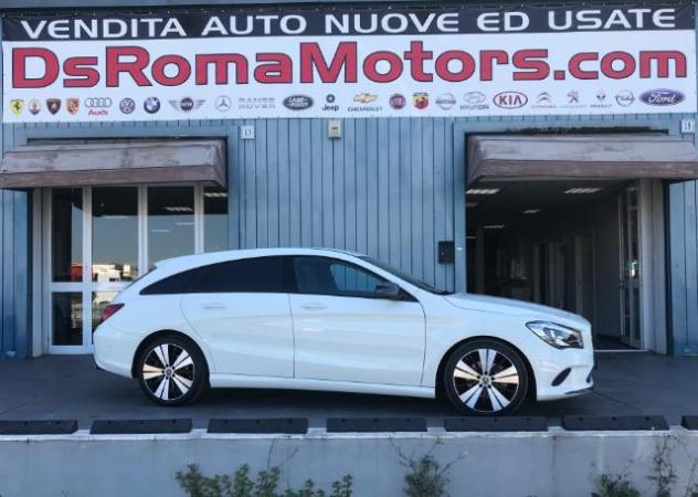 Mercedes-Benz CLA 220 d SHOOTING BRAKE 9G-T NAVI LED 18 CAMERA KEYLESS