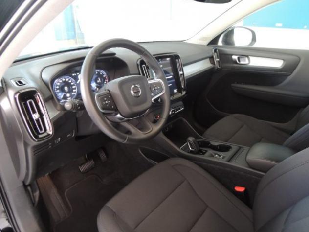 VOLVO XC40 T3 Geartronic Momentum Pro rif. 24018596 - Foto 6