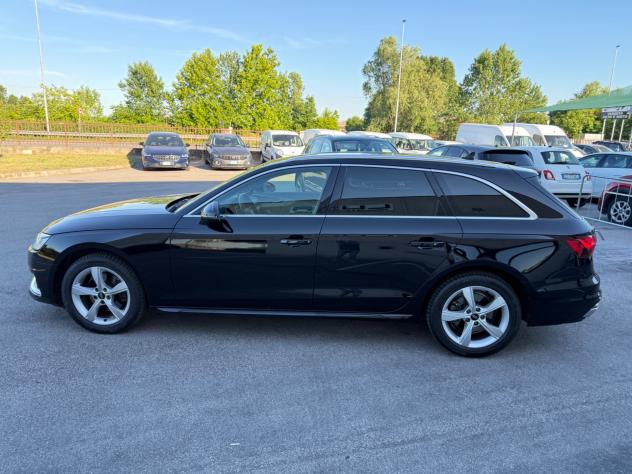 Audi A4 Avant 35 TDI 2.0 163 CV S tronic Business Advanced - Foto 2