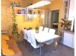 V000579 - AMPIO APPARTAMENTO CON TERRAZZO
