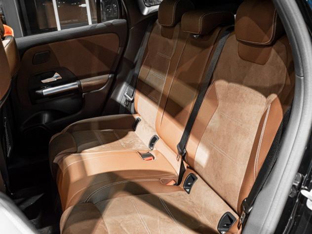 Mercedes-Benz GLA 200 d AMG Line Premium - Foto 10