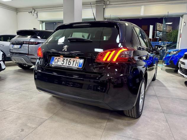 Peugeot 308 1.5 BlueHDi 130cv EAT8 Business 2021 - Foto 7