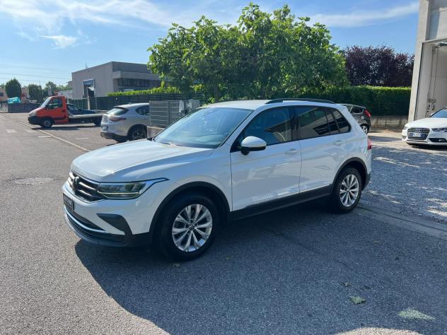 Volkswagen Tiguan 2.0 TDI 150 CV DSG Elegance RESTYLING - Foto 3