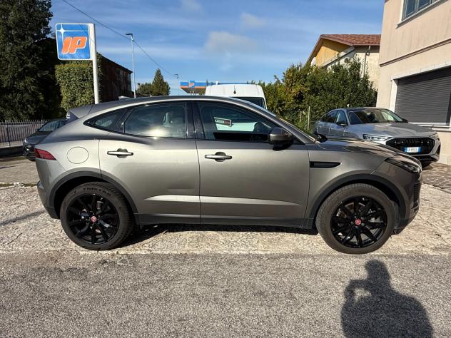 Jaguar E-Pace 2.0D 150 CV - Foto 8