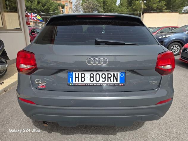 Audi Q2 30 TDI Admired - Foto 4