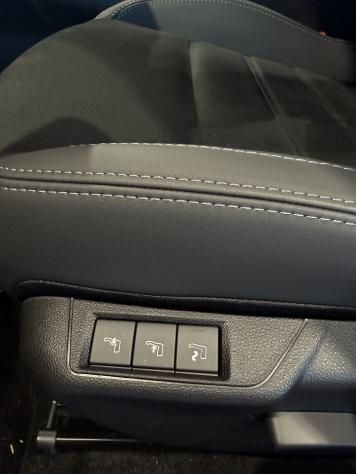 FIAT 600 1.2 Hybrid 110cv Sport Ed Mil Cort 26 - Foto 10