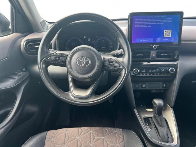 Toyota Yaris Cross 2021 1.5h Lounge awd-i 130cv e-cvt - Foto 8