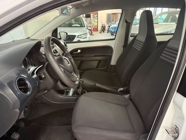Volkswagen Up 1.0 Benz. 60cv 5 porte - Foto 5