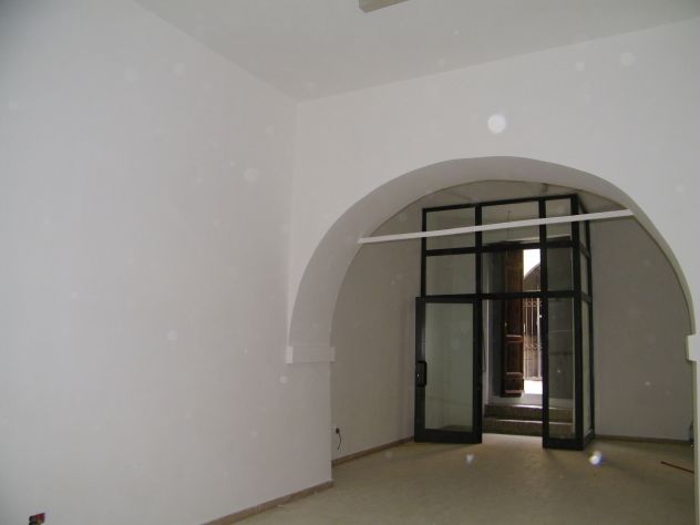 Locale commerciale al centro di Terni - Foto 4