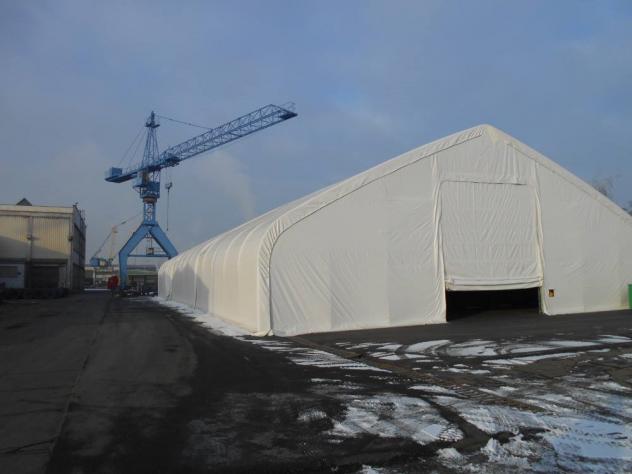 Tunnel da 12,2m lunghezza 18,3m Altezza massima 6,4m Altezza laterale 3m
