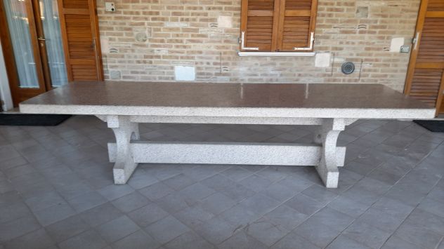 Tavolo in granito rosa 12 posti - Foto 4