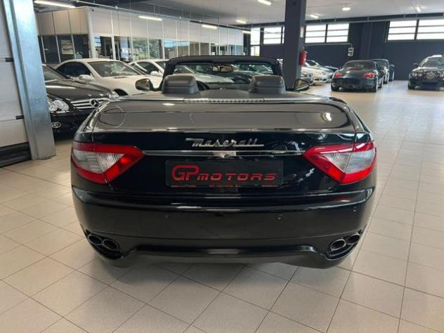 MASERATI GranCabrio 4.7 440CV TAGLIANDI UFFICIALI ! 2 PROPRIETARI ! rif. 24102039 - Foto 4