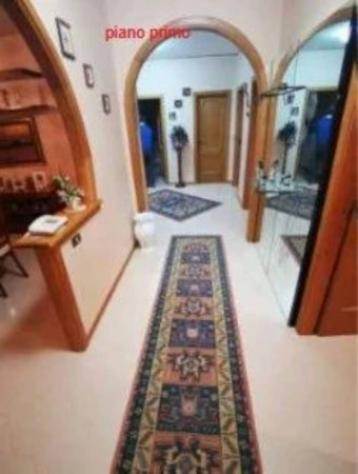 Immobile in asta di 362 m² con più di 5 locali e box auto in vendita a Civitella del Tronto - Foto 12