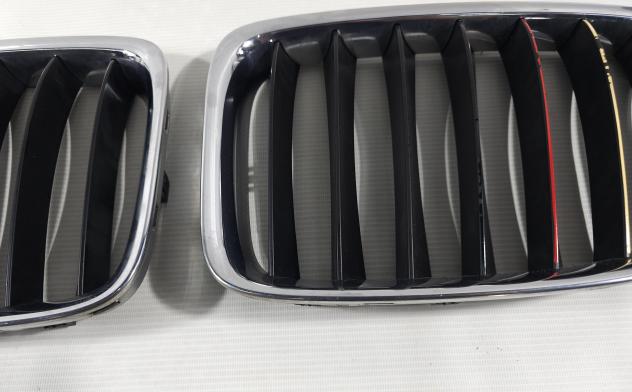 GRIGLIA PARAURTI ANTERIORE DESTRA E SINISTRA BMW X1 Serie (E84) 51112993305 (0915) - Foto 2
